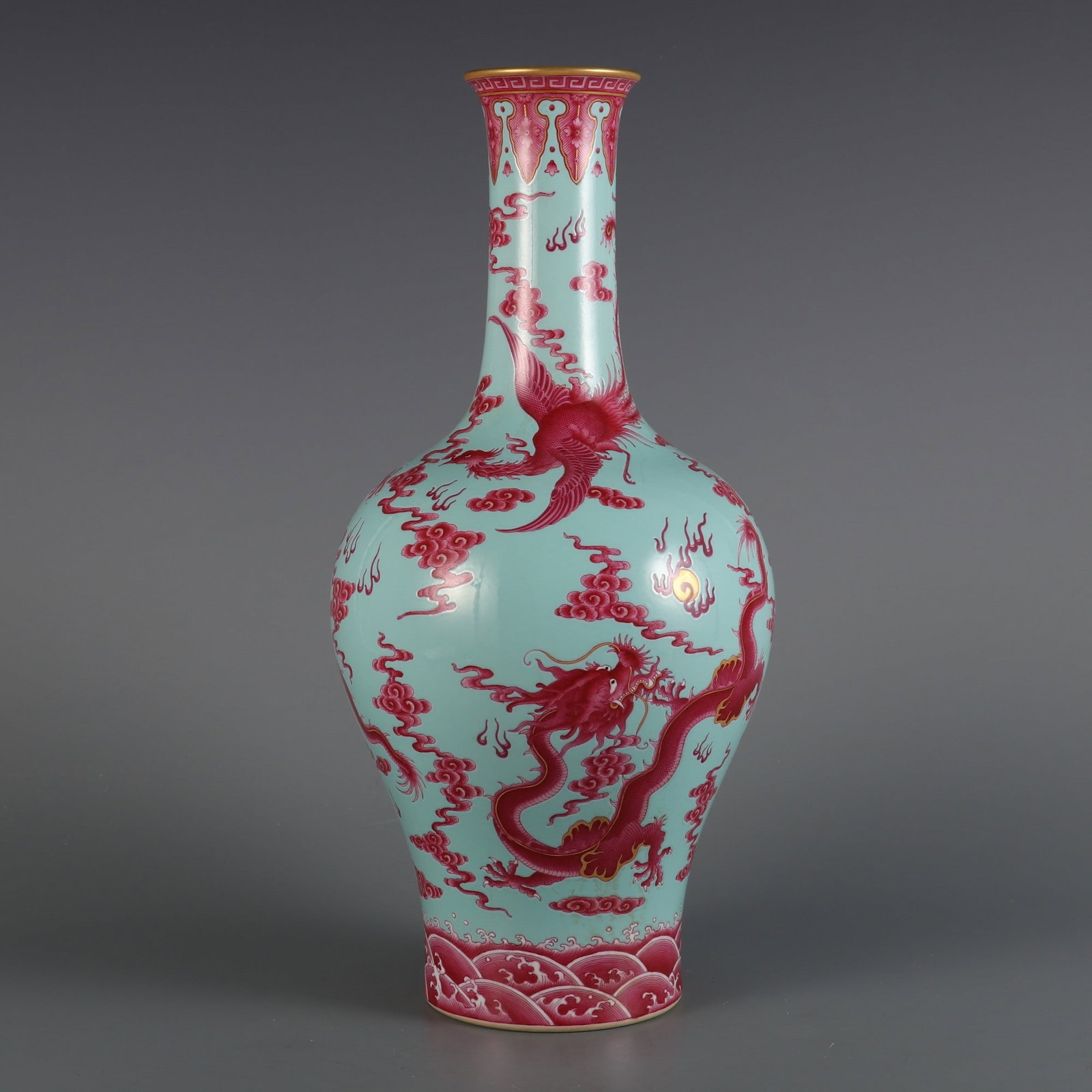 An Exquisite Ruby Red-Glazed Green Ground Dragon and Phoenix Pattern Seawater Pattern Vase - 2