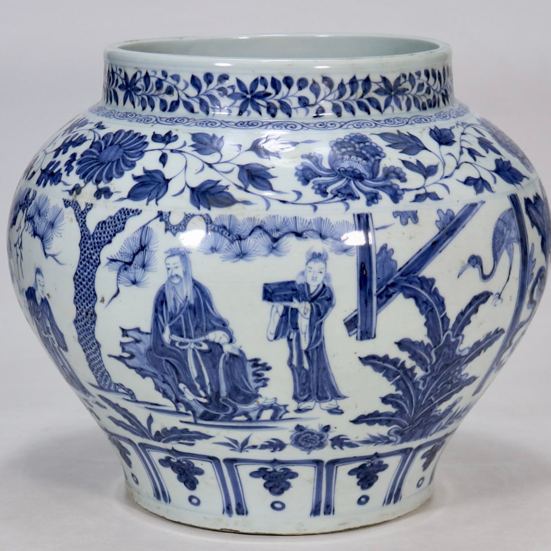 An Exquisite Blue and White Lotus Pattern Character and Story Pattern Jar: An Exquisite Blue and White Lotus Pattern Character and Story Pattern Jar Yuan Dynasty, China Size:29cmx21.5cm (The Dimensions Of All Batches Are Manually Measured.If You Need More Detailed Informatio