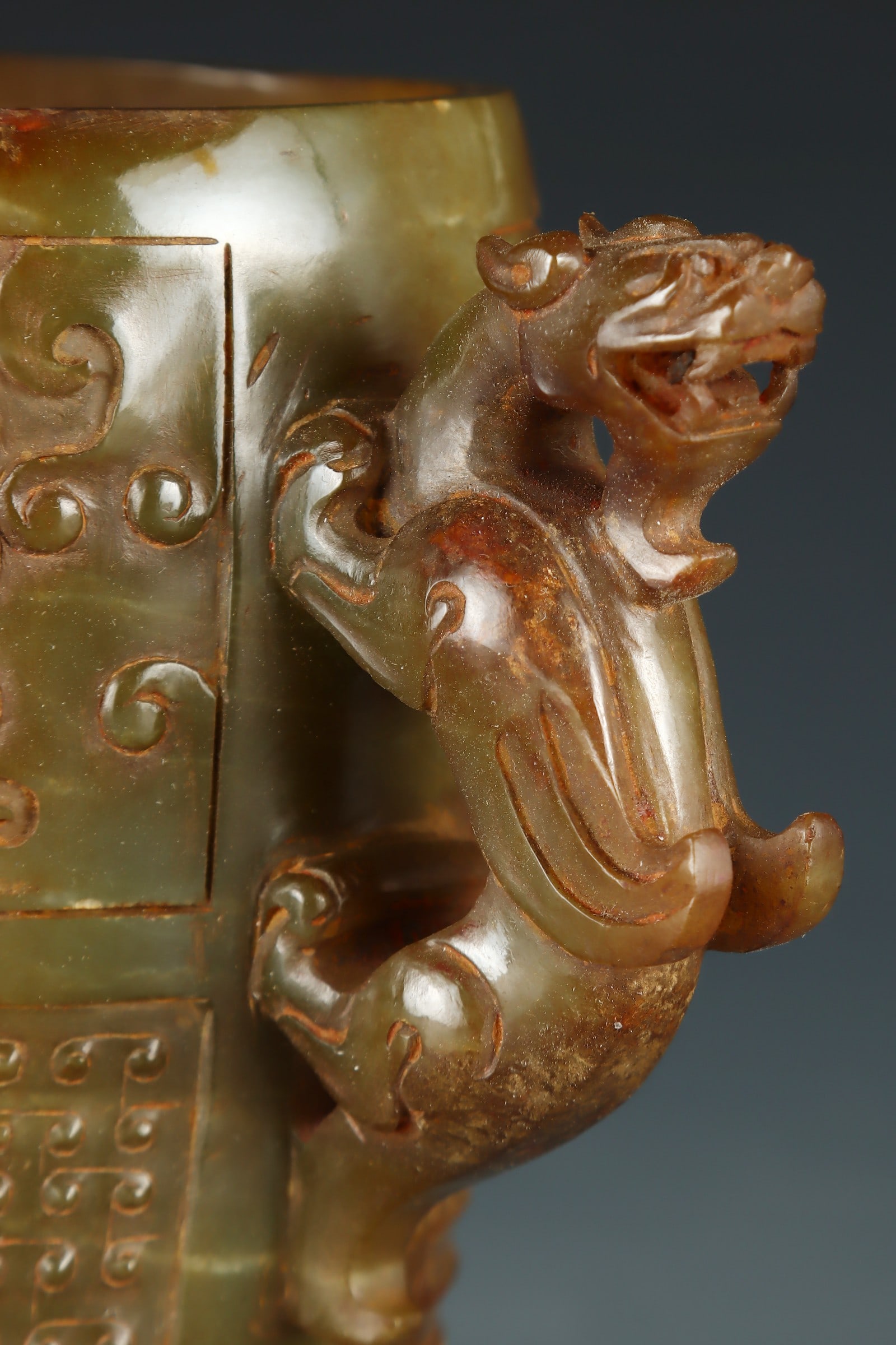 An Exquisite White Jade Beast-Face Pattern Cup - 6