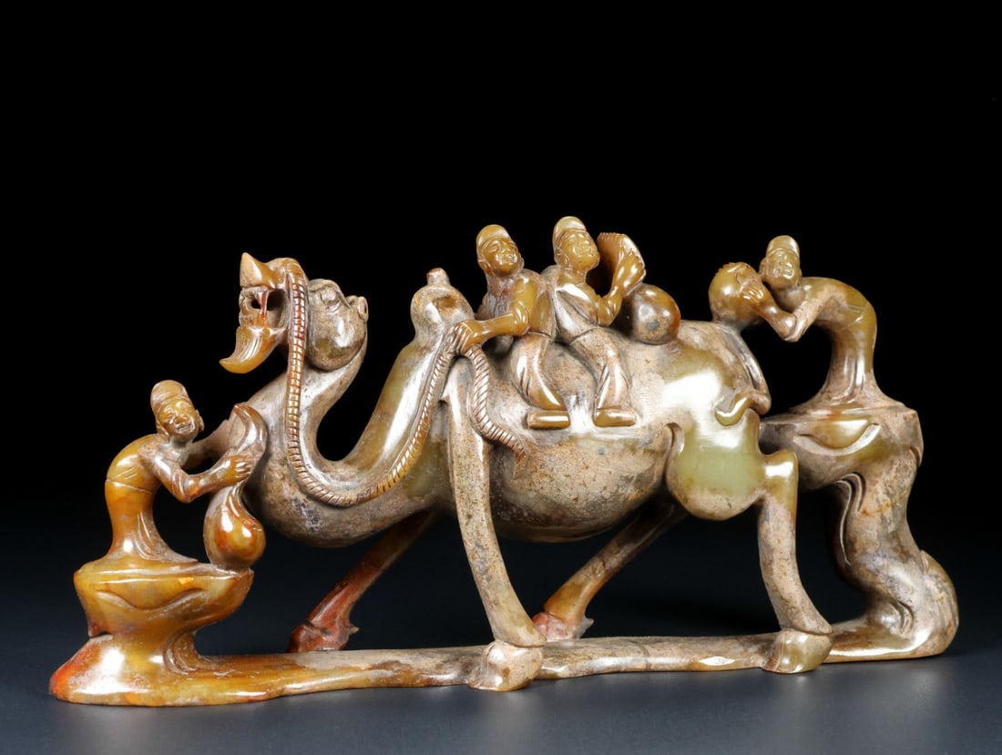 An Exquisite White Jade Camel Ornament - 4