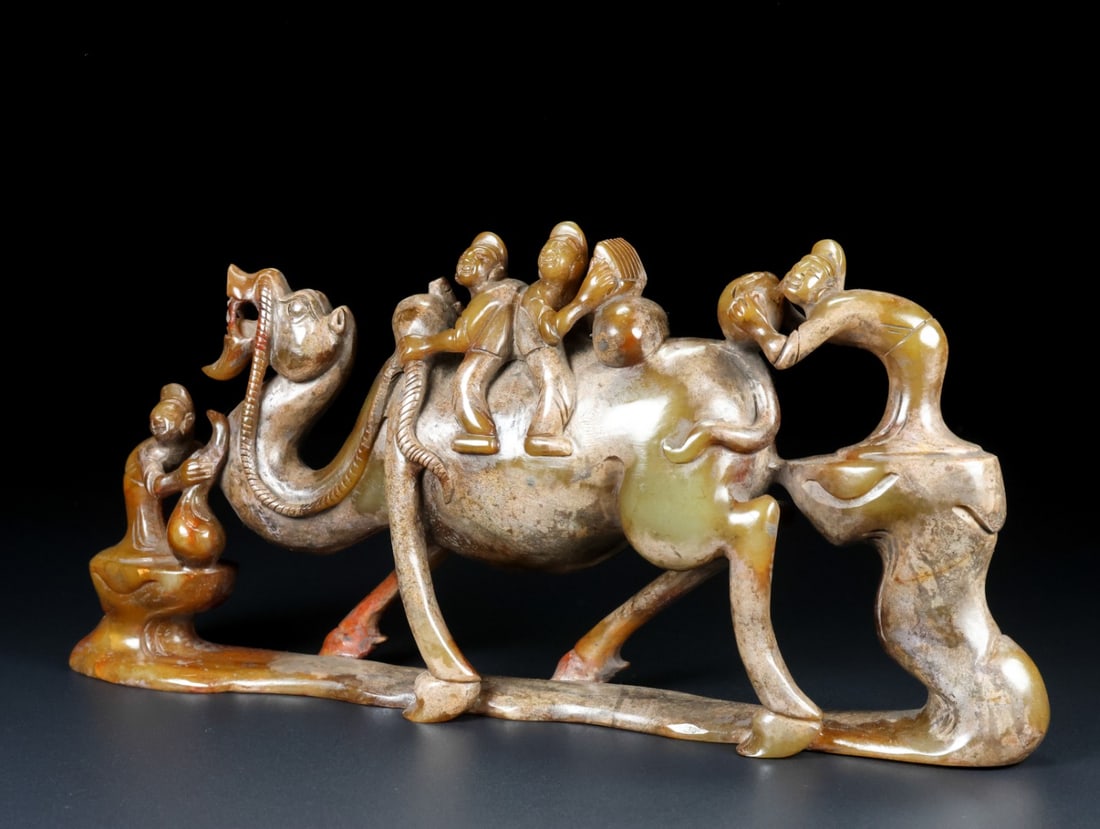 An Exquisite White Jade Camel Ornament - 5