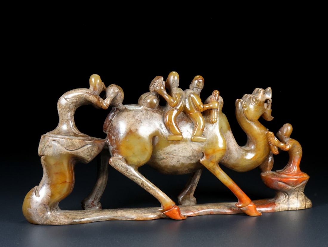 An Exquisite White Jade Camel Ornament - 6