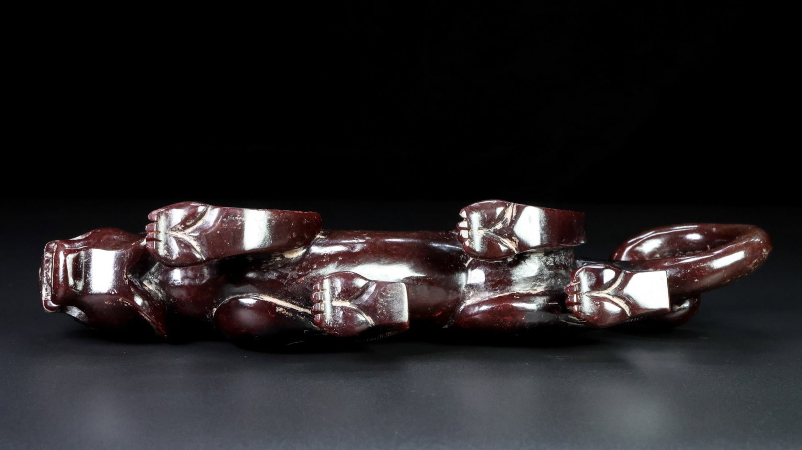 An Exquisite White Jade Tiger Ornament - 9