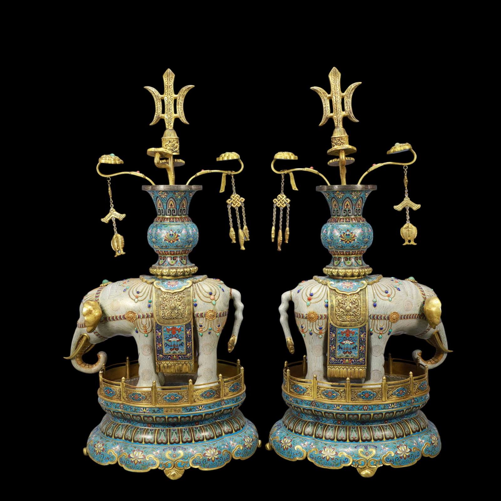A Exquisite A pair of Cloisonne Lotus Pattern Bats and Peach Pattern Elephant Ornament - 2