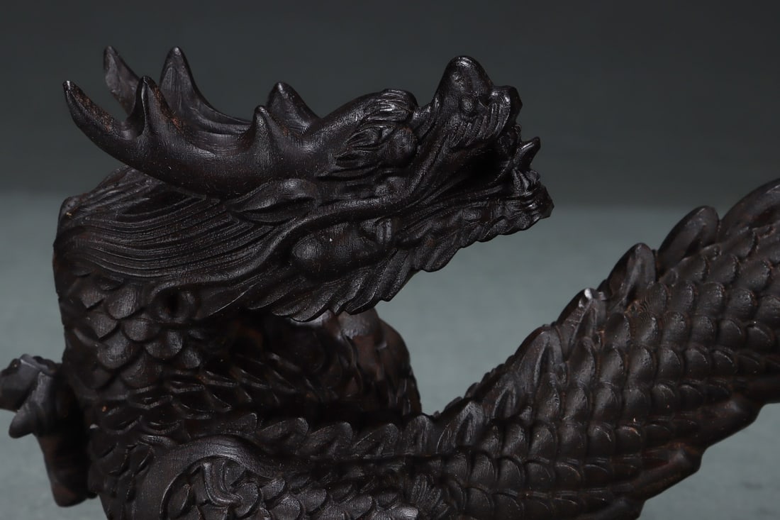 An Exquisite Eaglewood Dragon Ornament - 3