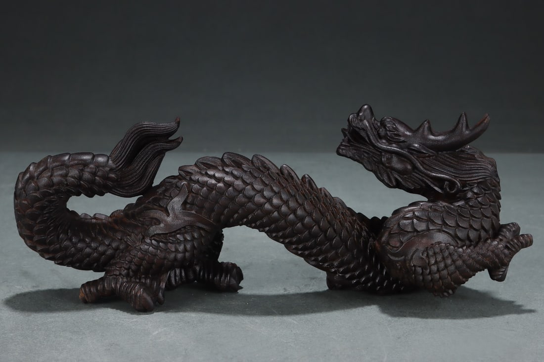 An Exquisite Eaglewood Dragon Ornament - 6
