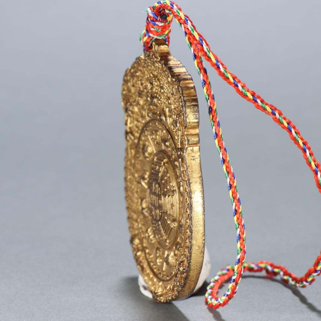 An Exquisite Gilt Bronze Trigram Pattern Brand - 4