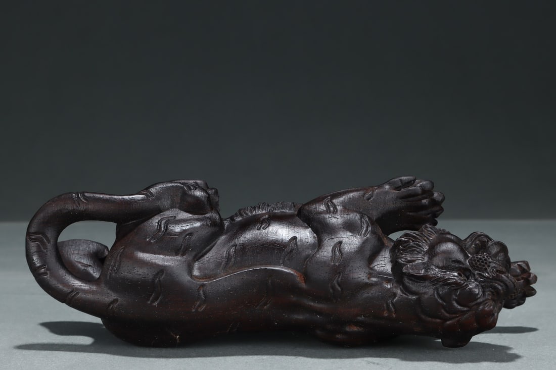 An Exquisite Eaglewood Tiger Ornament - 7