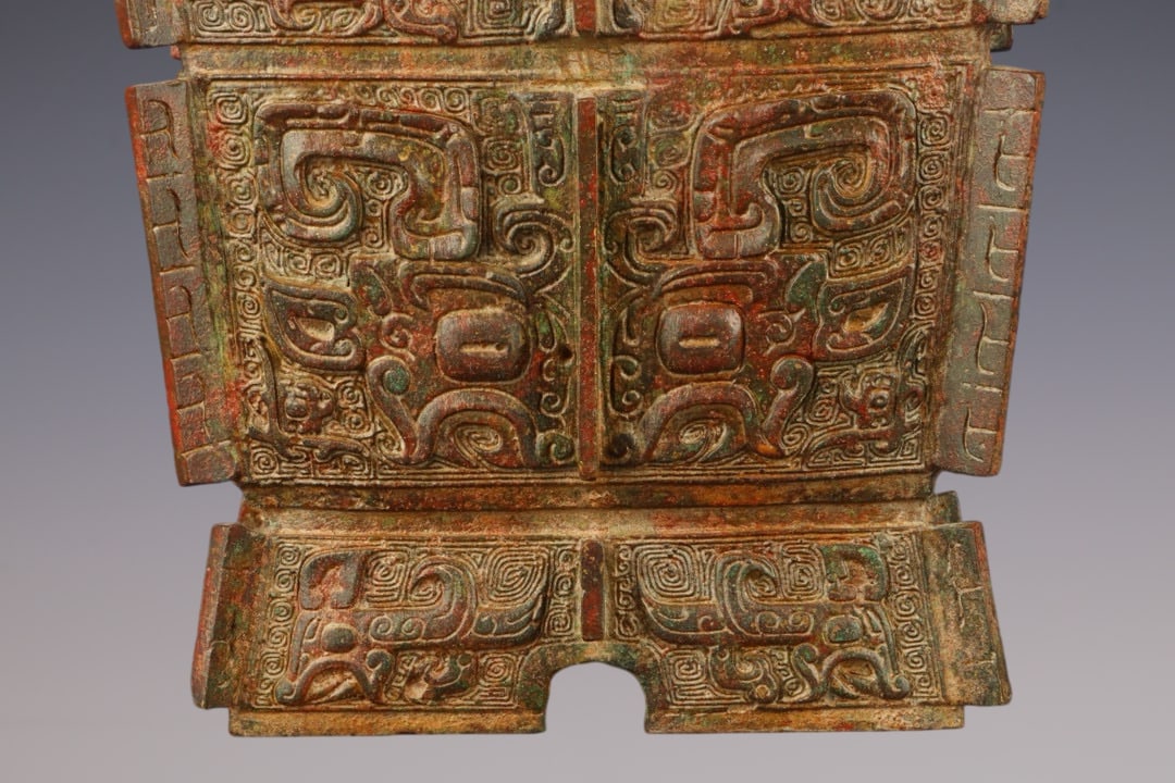 An Exquisite Bronze Beast-Face Pattern Censer - 2