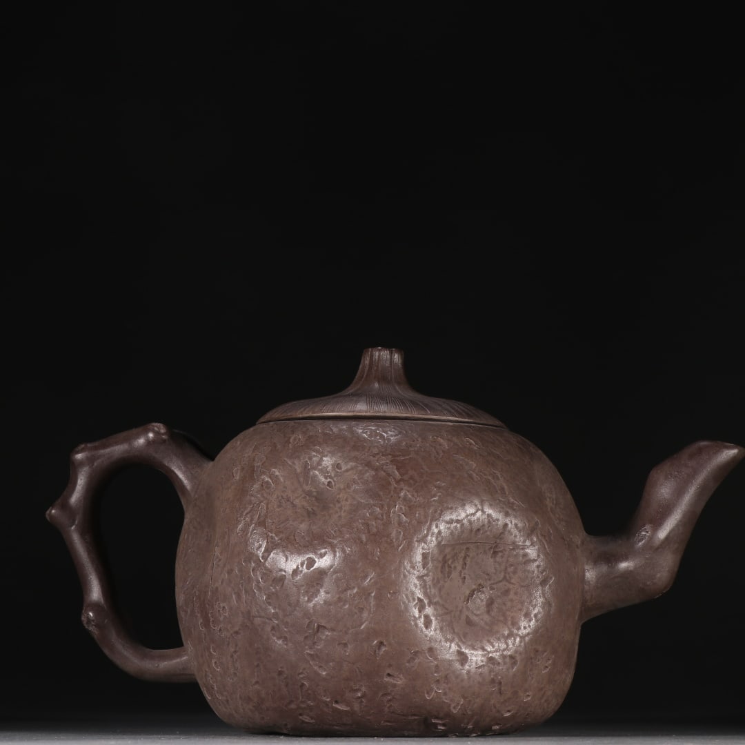 An Exquisite Purple Sands Flower Pattern Teapot - 5