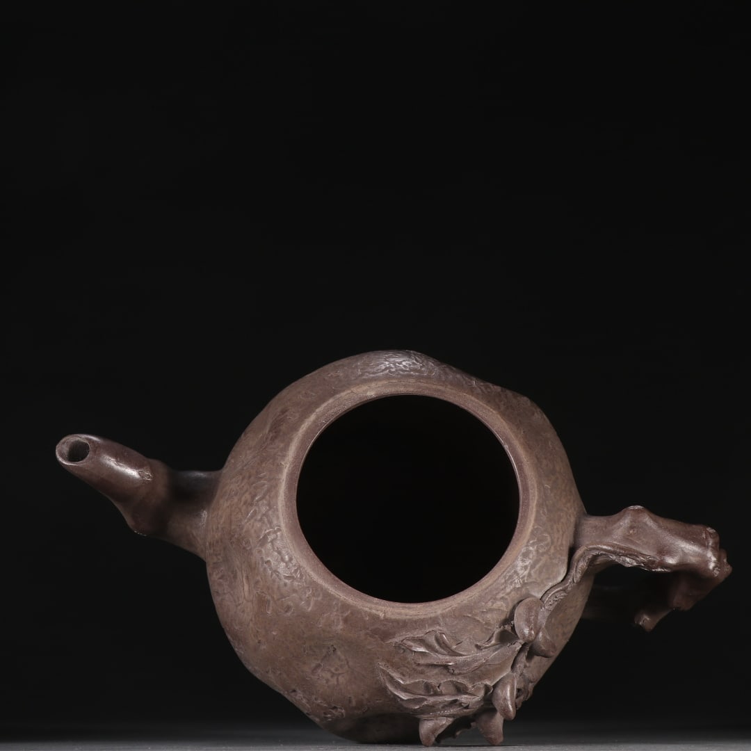 An Exquisite Purple Sands Flower Pattern Teapot - 8