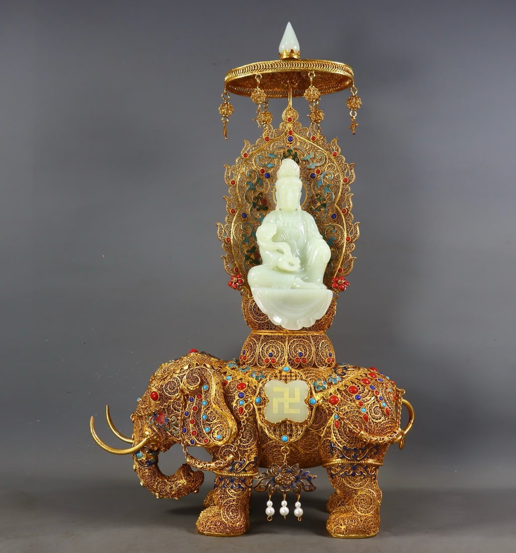 An Exquisite Gilt Bronze Inlaid White Jade Statue of Samantabhadra: An Exquisite Gilt Bronze Inlaid White Jade Statue of Samantabhadra Qing Dynasty, China Qianlong Four-character Mark Size:47.5cmx28cmx13cm Weight:2151g (The Dimensions Of All Batches Are Manually Measu