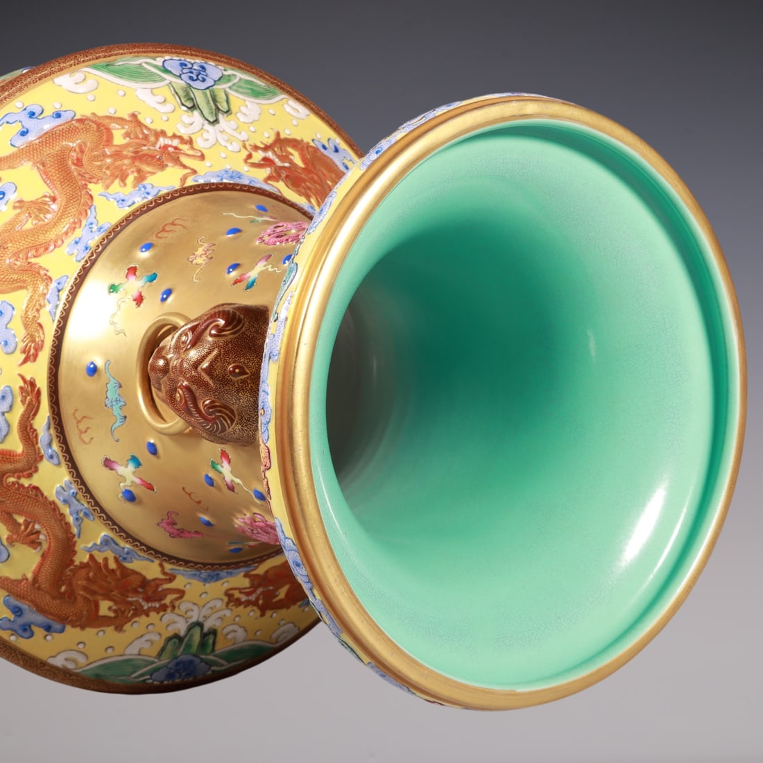 An Exquisite Enamel Dragon Pattern Double-Ears Vase - 7