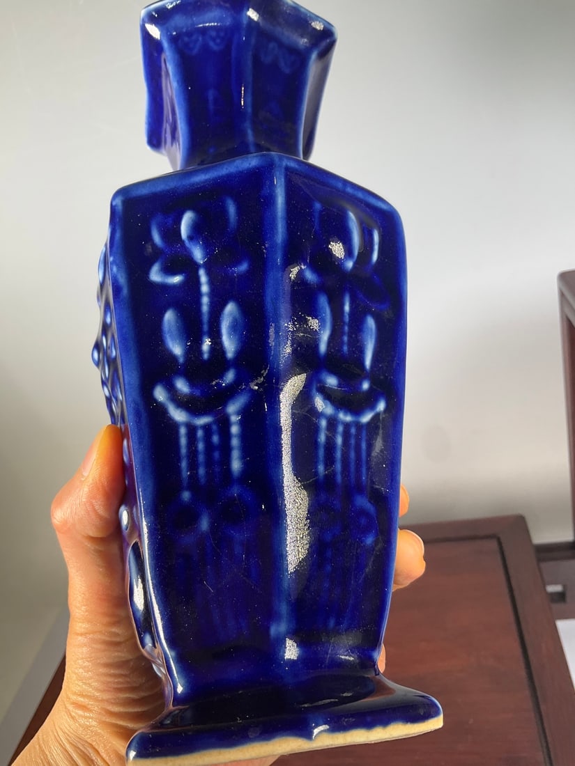 An Exquisite Blue Glazed Flower Pattern Vase - 5