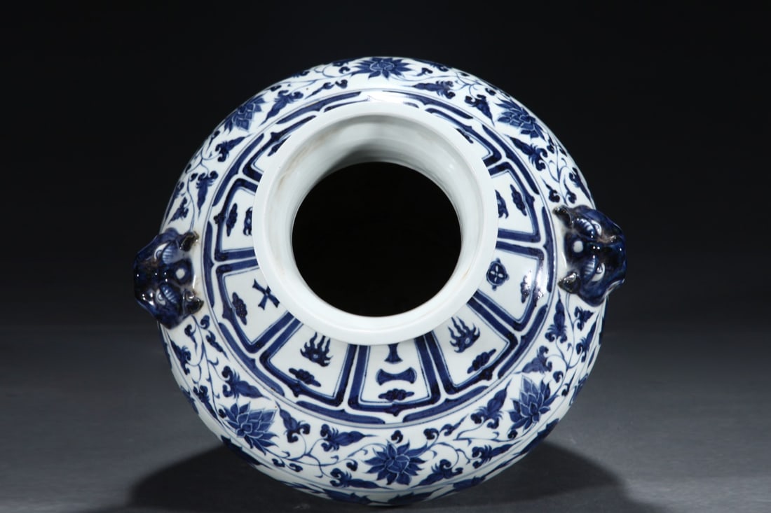 An Exquisite Blue and White Lotus Pattern Double-Ears Jar - 4