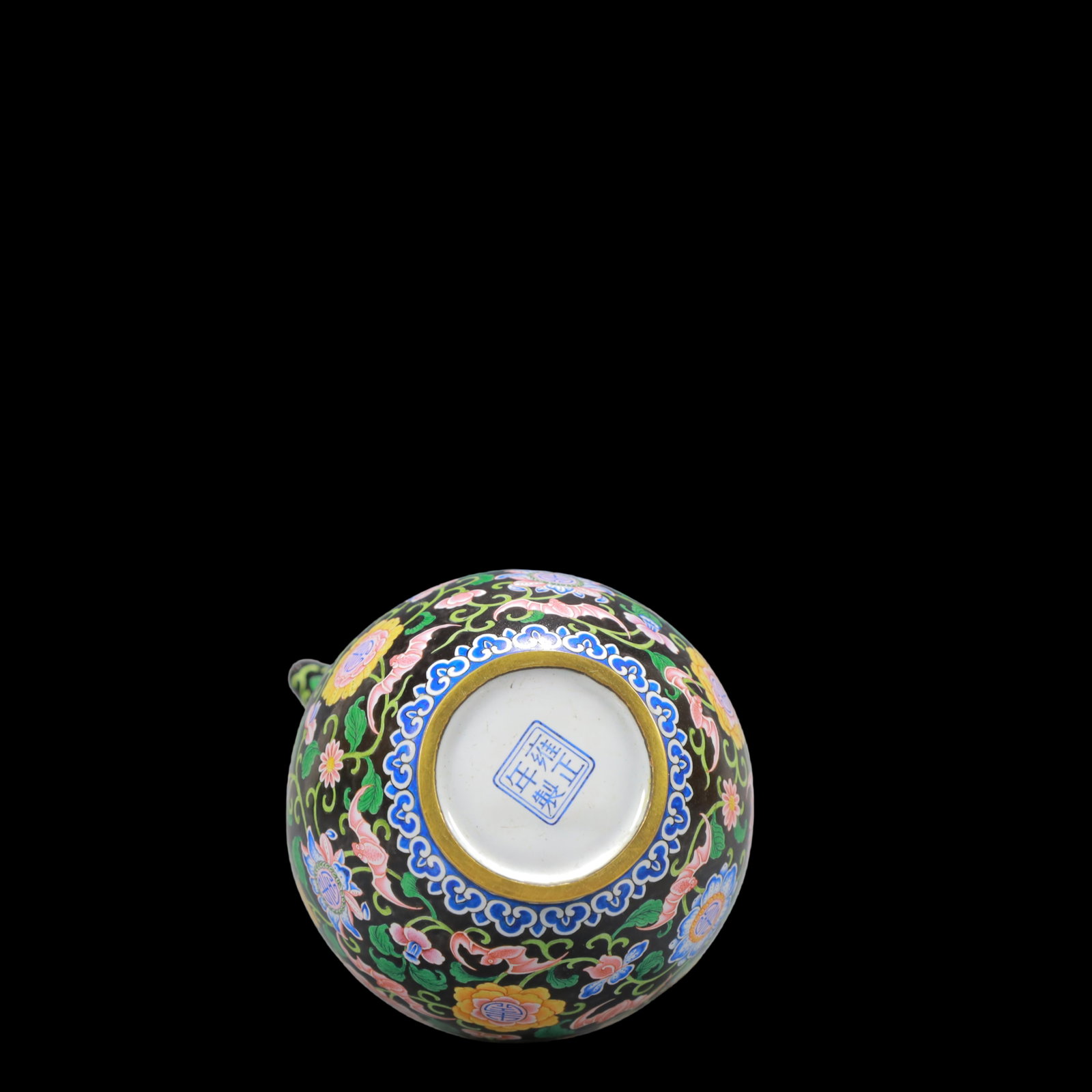 A Exquisite Coppery Enamel Lotus Pattern Bats and Peach Pattern Ewer - 9