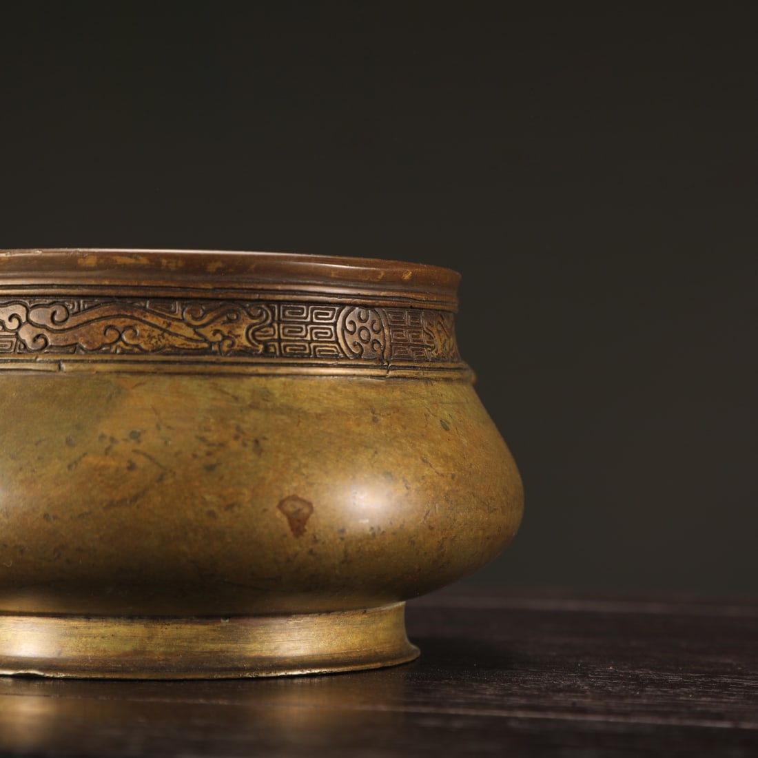An Exquisite Bronze Chi-Dragon Pattern Double-Ears Censer - 8