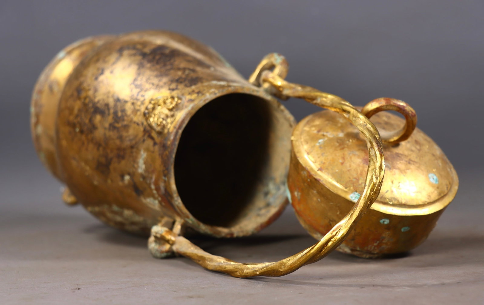 An Exquisite Gilt Bronze Beast-Face Pattern Jar - 8