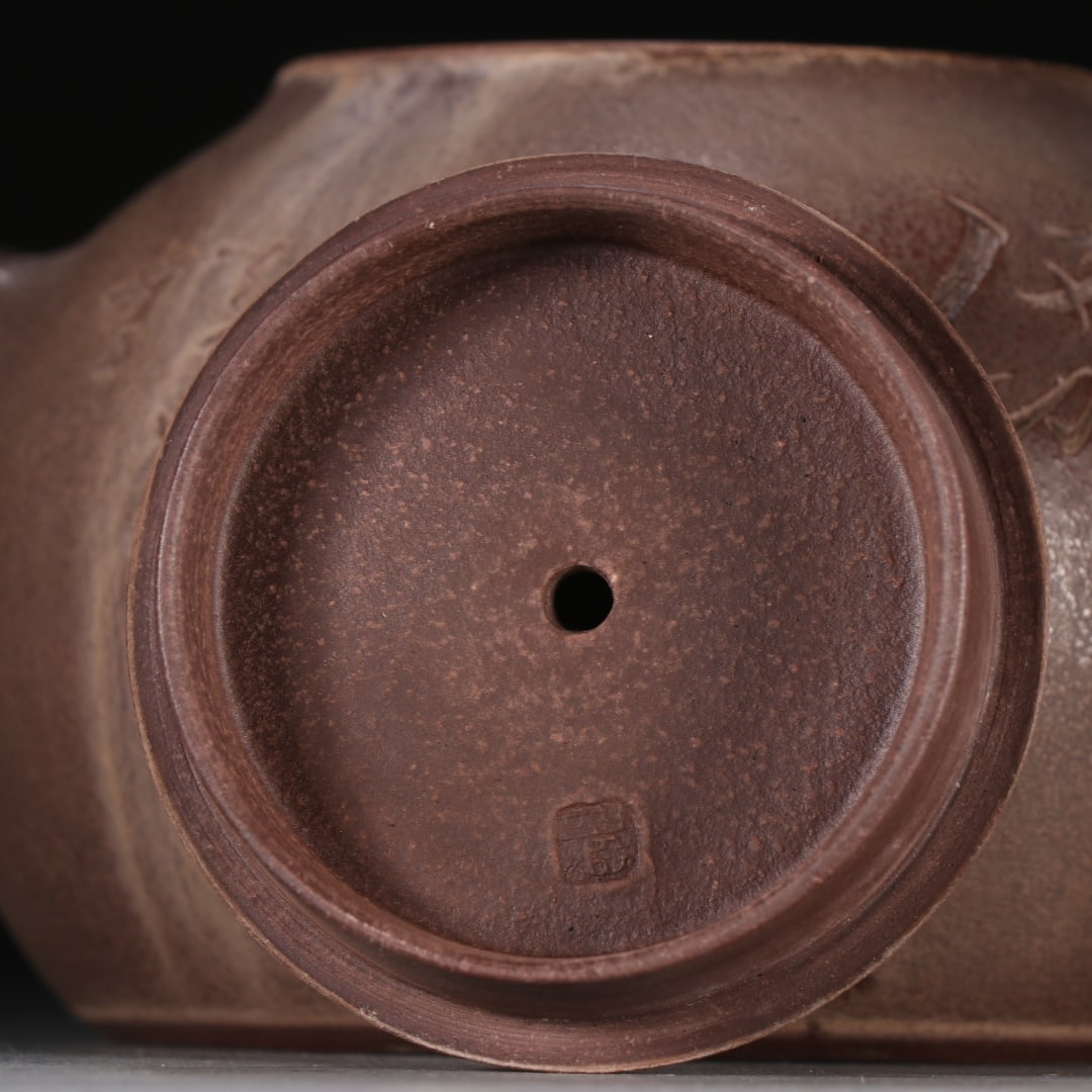 An Exquisite Purple Sands Teapot - 3
