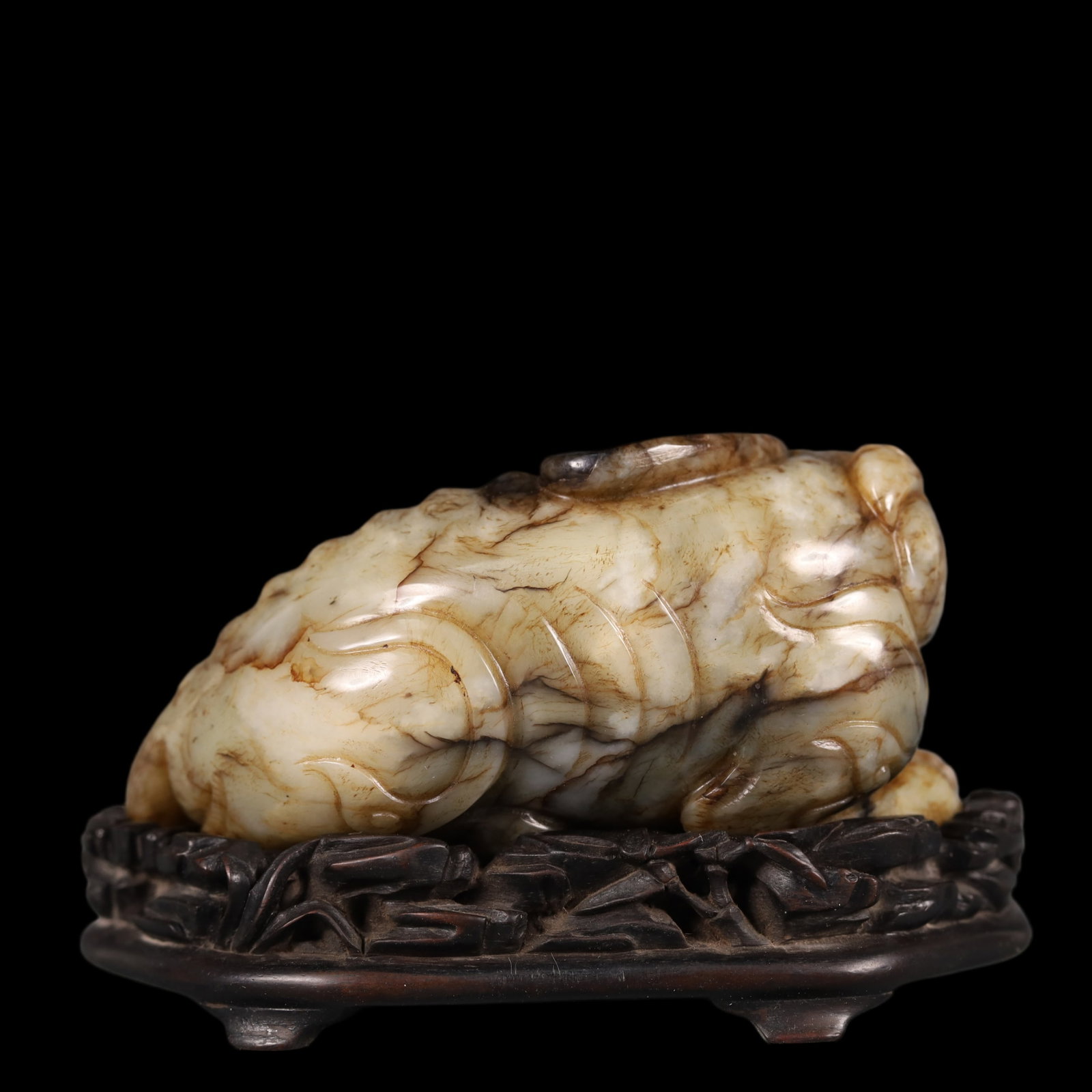 A Exquisite White Jade Auspicious Beast Ornament - 4
