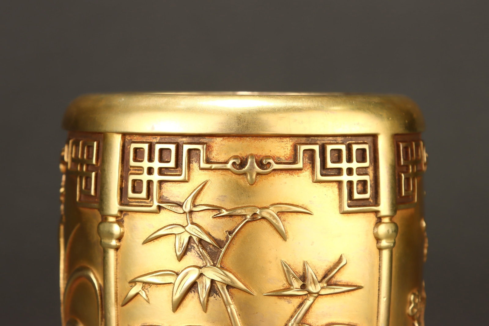 An Exquisite Gilt Bronze Flower Pattern Censer - 4