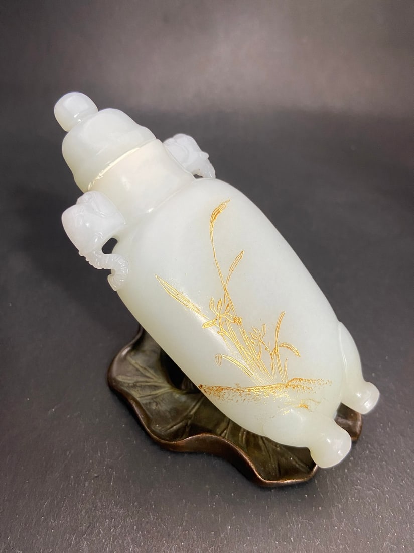 An Exquisite White Jade Flower Pattern Double-Ears Vase - 2