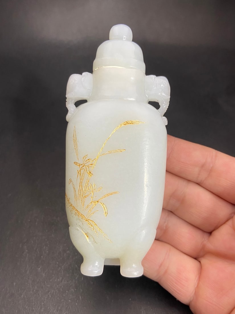 An Exquisite White Jade Flower Pattern Double-Ears Vase - 8