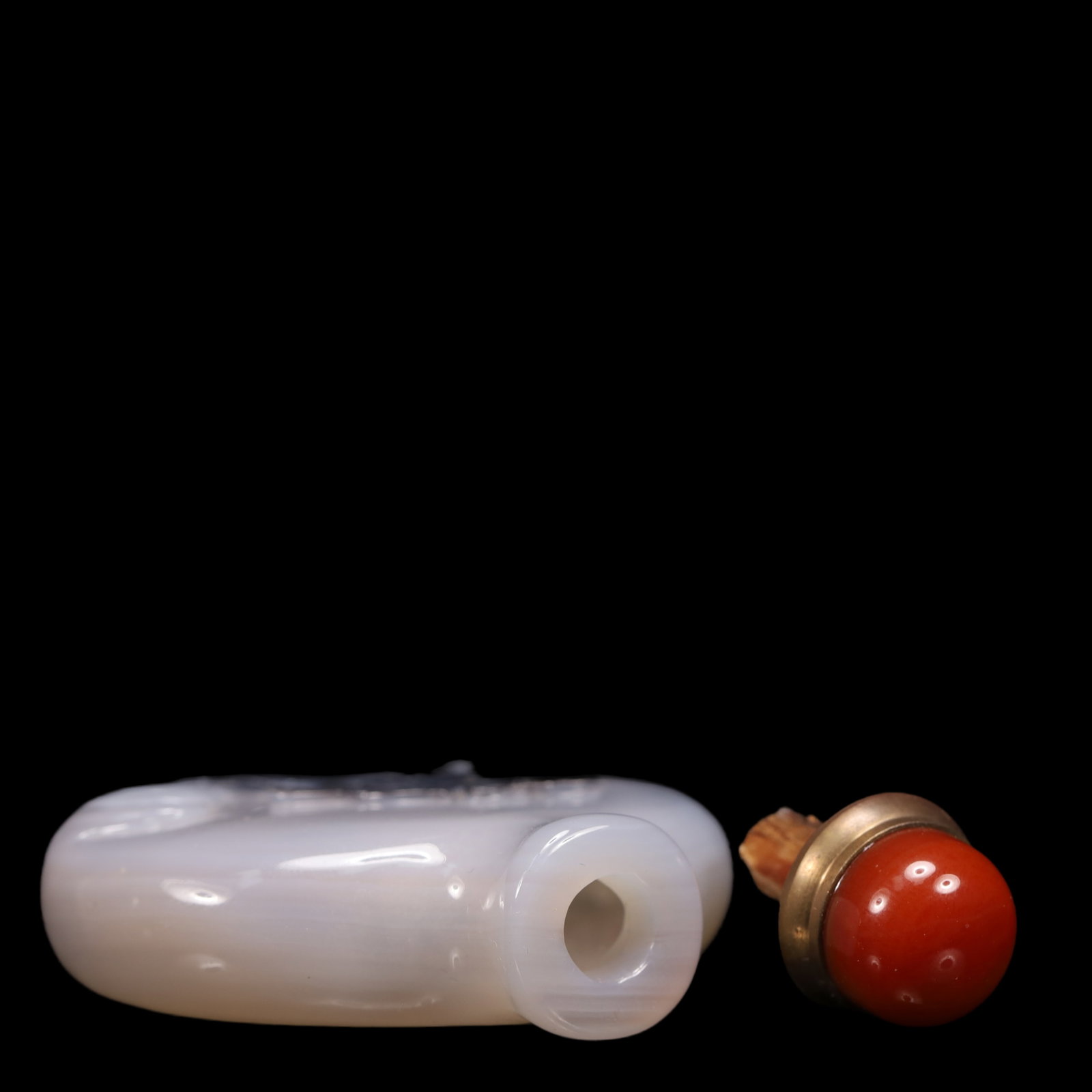 An Exquisite Agate Flower and Bird Pattern Snuff Bottle - 8