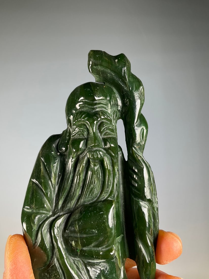An Exquisite Jasper Figure Ornament - 2