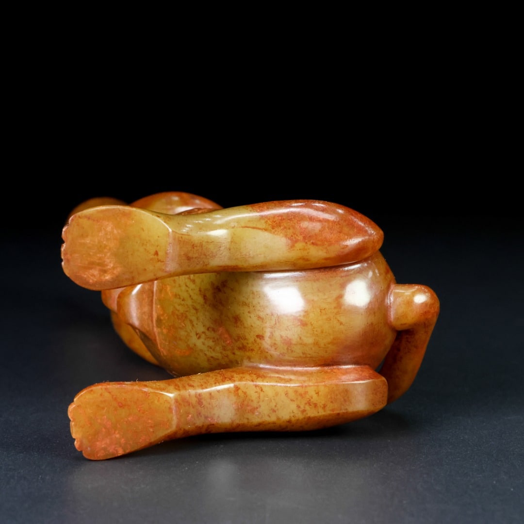 An Exquisite White Jade Bear-Shaped Candlestick - 8