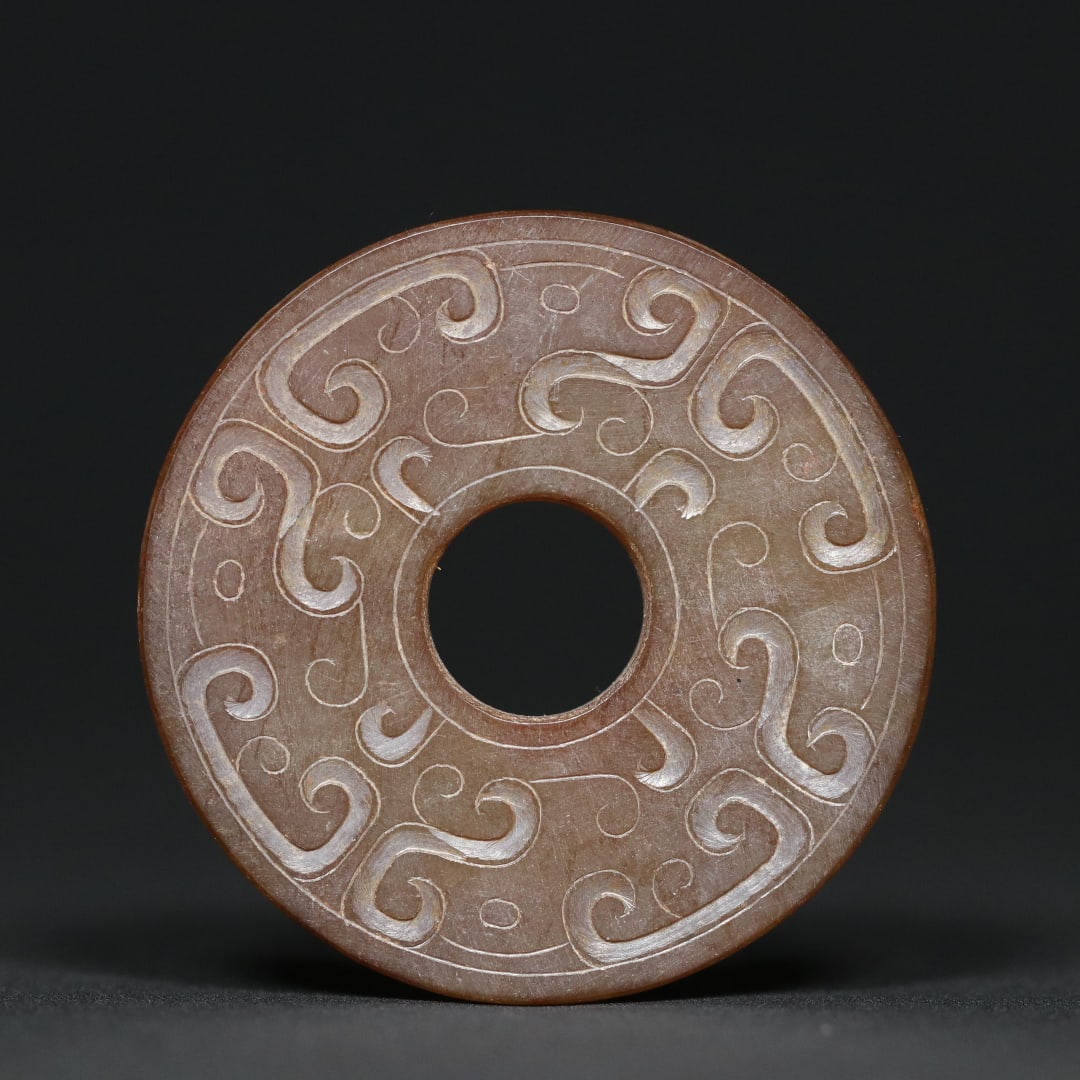 An Exquisite White Jade Dragon Pattern Pendant - 2