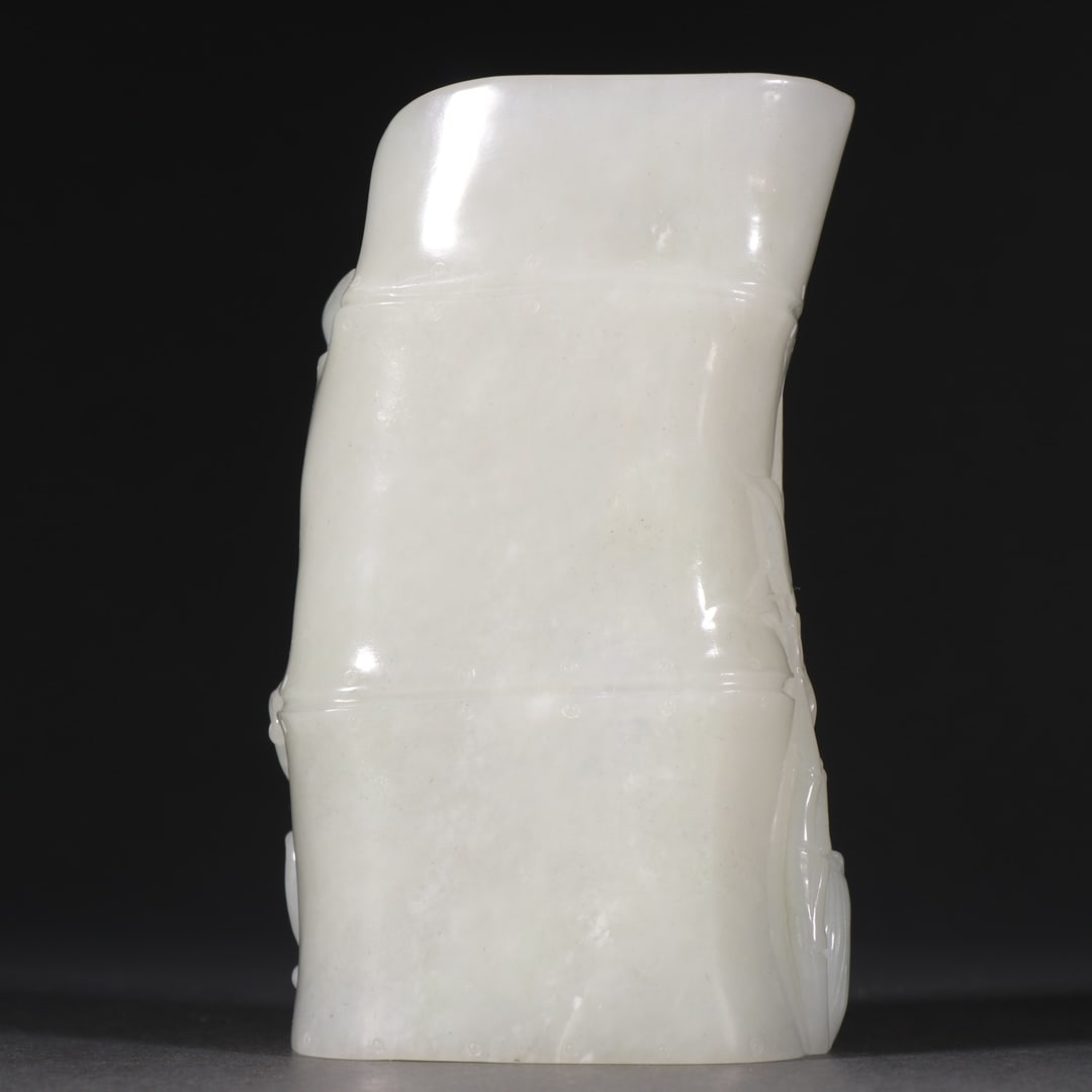 An Exquisite White Jade Bamboo Pattern Brush Pot - 5