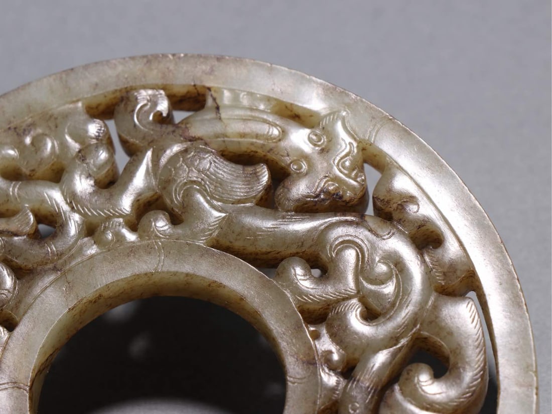 An Exquisite White Jade Chi-Dragon Pattern Ornament - 6