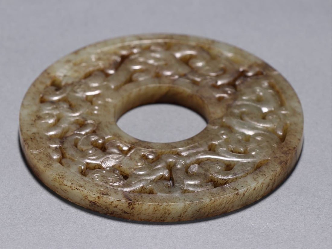 An Exquisite White Jade Chi-Dragon Pattern Ornament - 9