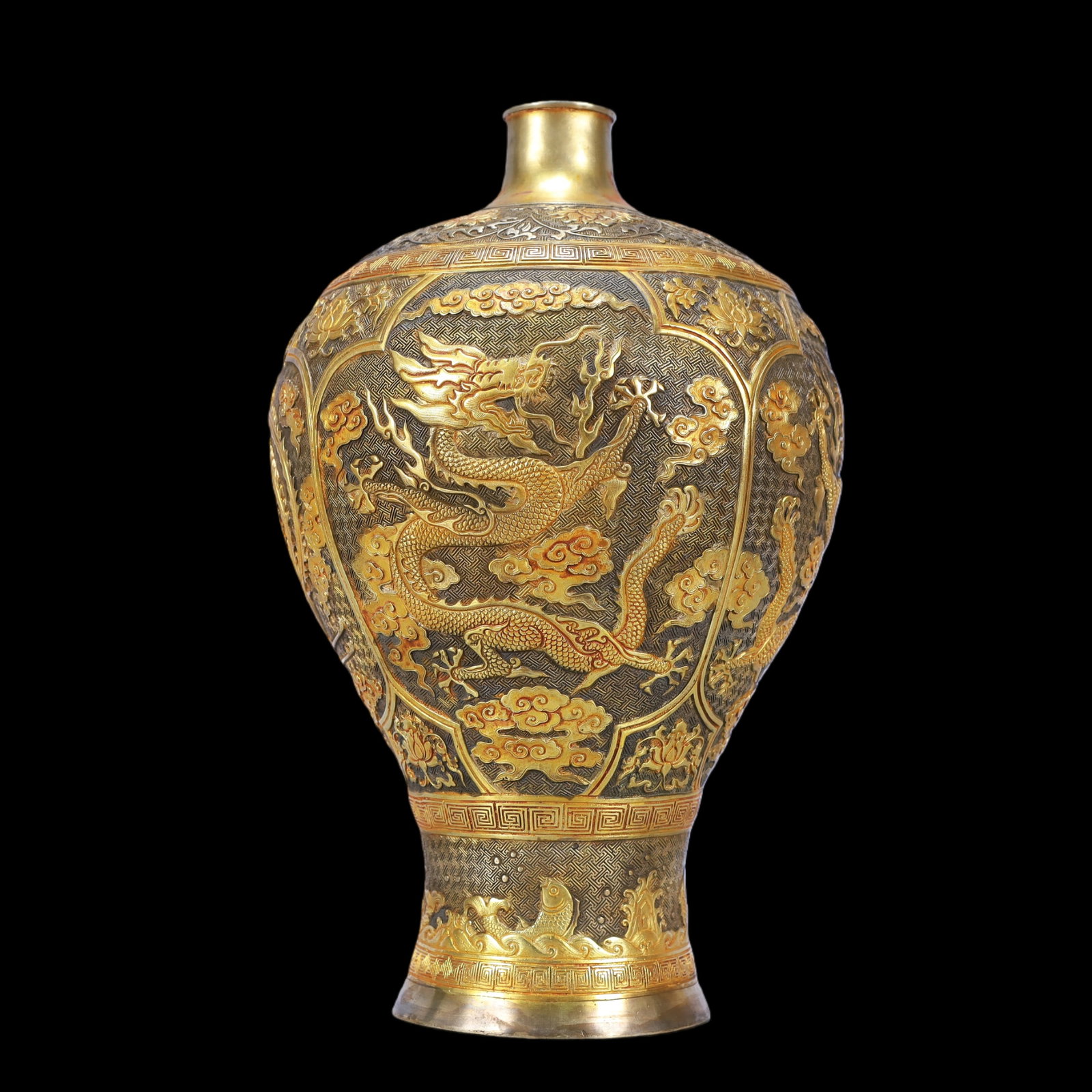A Exquisite Gilt Silver Lotus Pattern Dragon and Phoenix Pattern Vase - 4