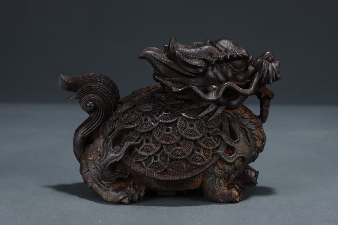 An Exquisite Eaglewood Auspicious Beast Ornament - 5