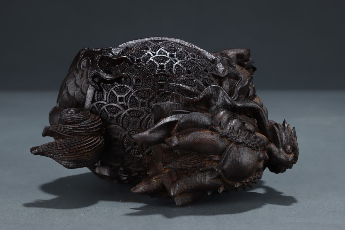 An Exquisite Eaglewood Auspicious Beast Ornament - 7