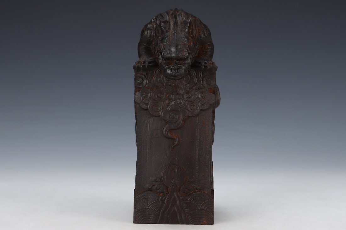 An Exquisite Eaglewood Auspicious Beast Ornament - 4