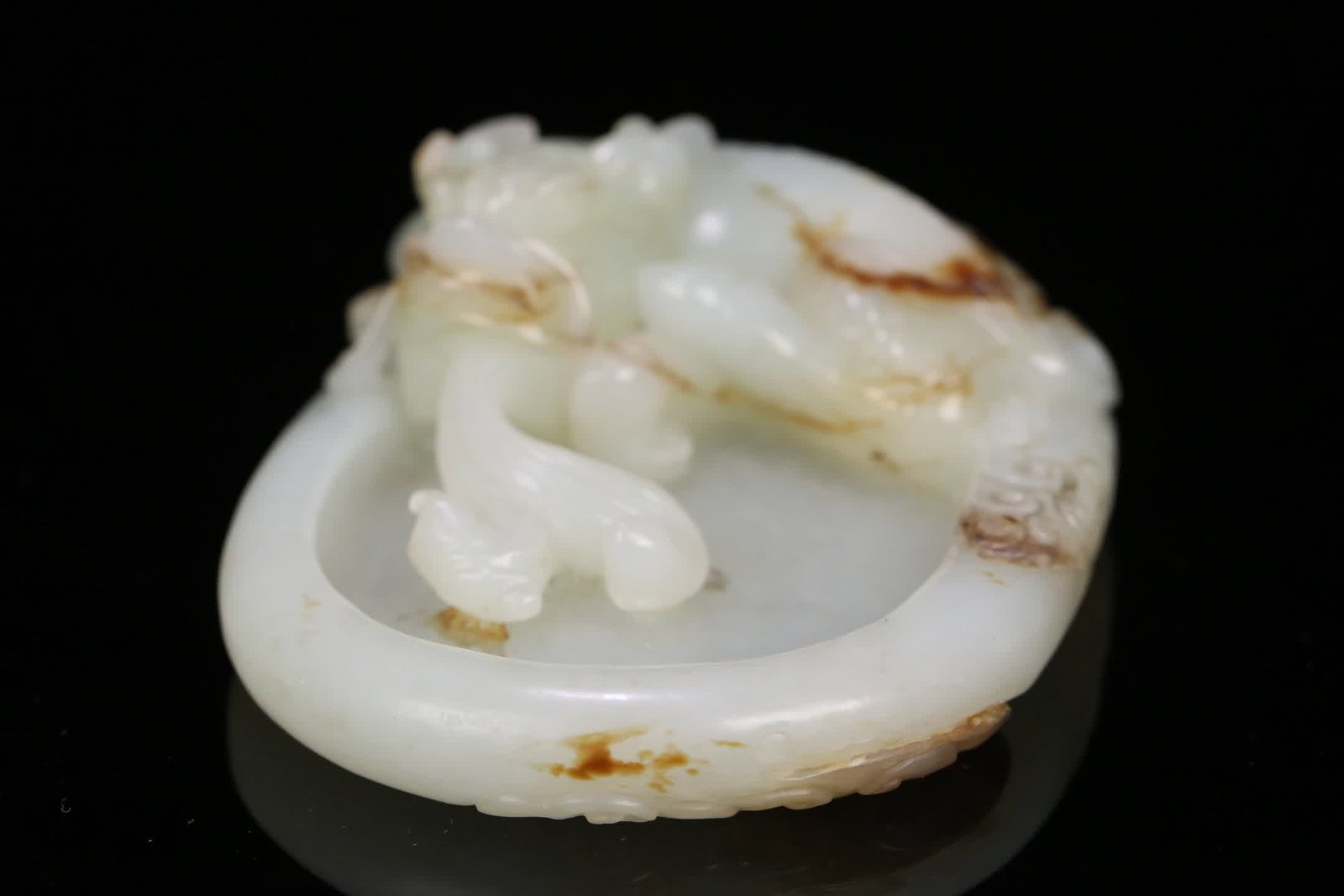 A Qing Dynasty Hetian jade qilin washbasin - 6