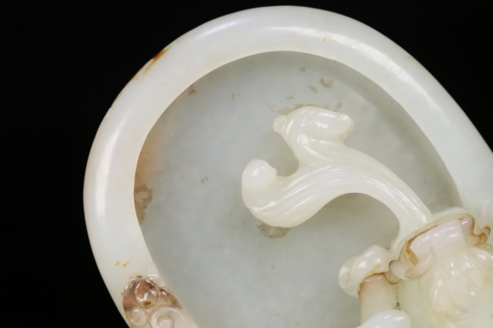 A Qing Dynasty Hetian jade qilin washbasin - 8