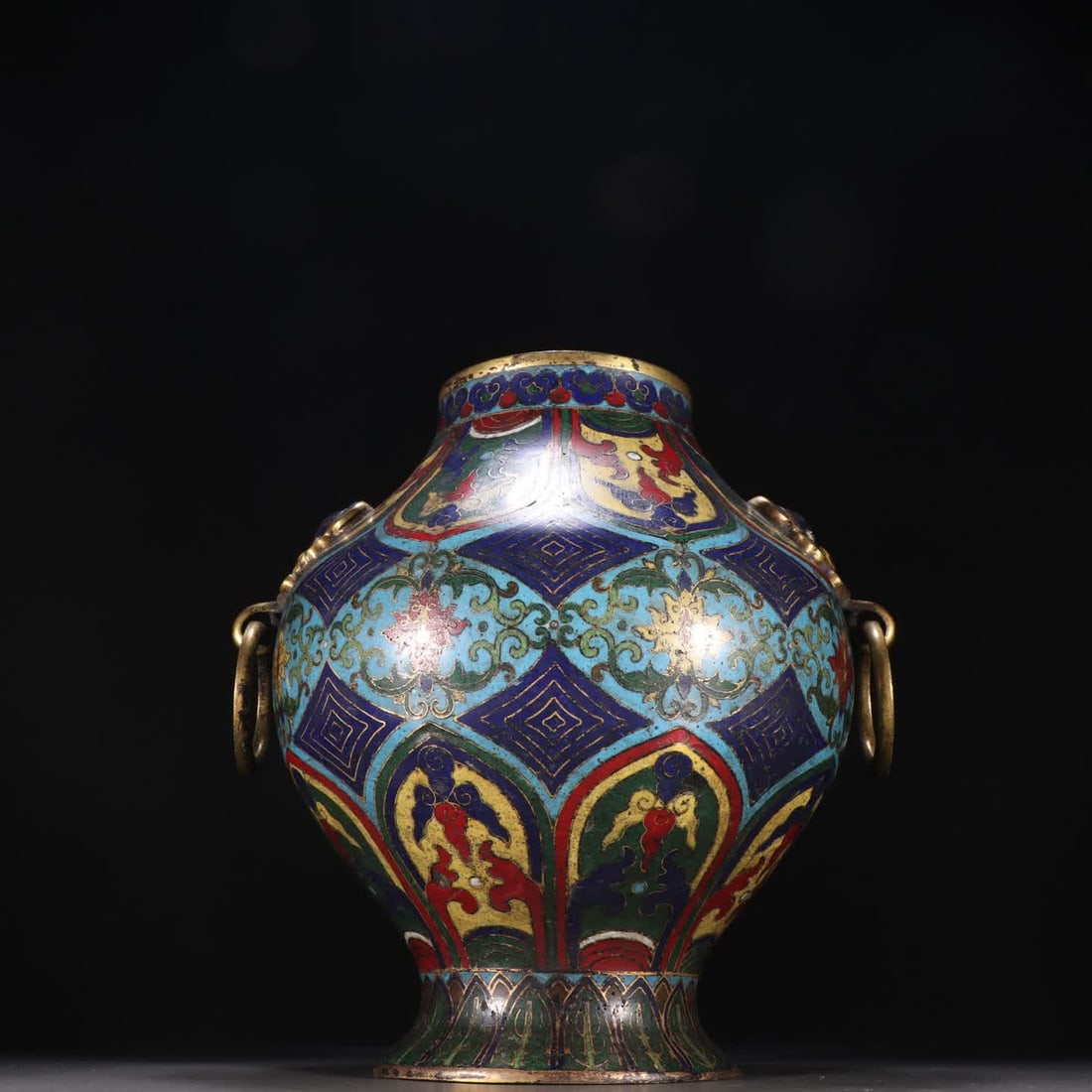 A Qing Dynasty bronze-inlaid cloisonne vessel with animal ear patterns: Qing Dynasty bronze-inlaid cloisonne floral beast-ear zun vessel SIZE: H:22.3cm W:21cm W:2290.7g (The Dimensions Of All Batches Are Manually Measured.If You Need More Detailed Information, Please Cont