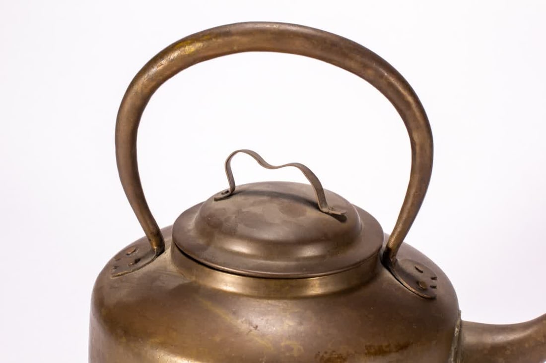 A Qing Dynasty teapot - 5