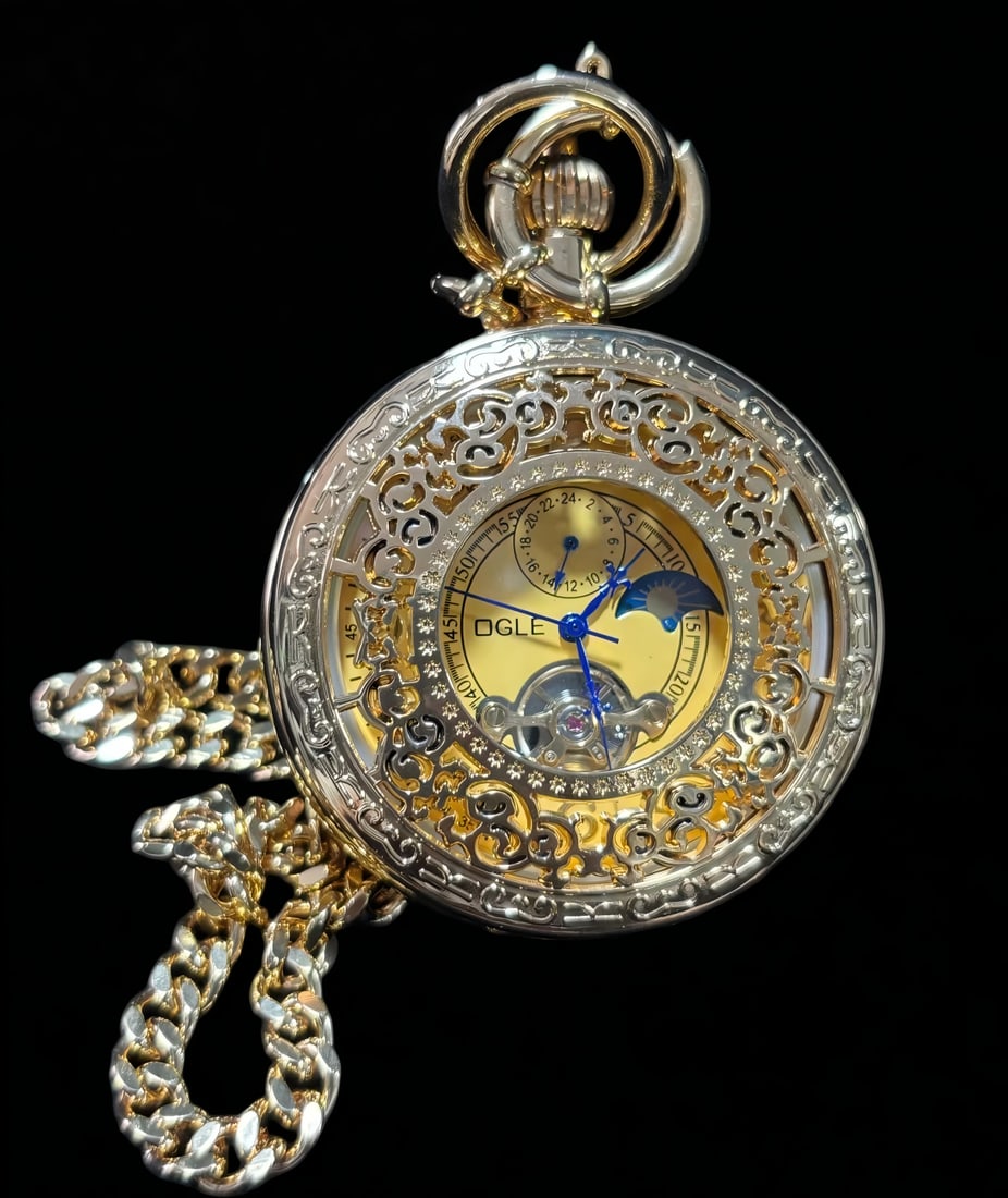 A DGLE Moonphase Skeleton Mechanical Pocket Watch: DGLE Moon Phase Skeleton Mechanical Pocket Watch SIZE: D:5cm (The Dimensions Of All Batches Are Manually Measured.If You Need More Detailed Information, Please Contact Our Customer Service Before