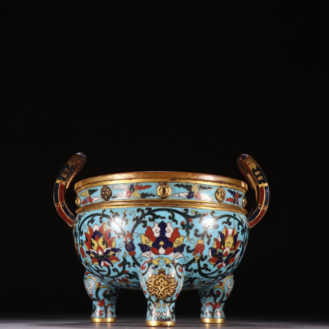 A Ming Dynasty bronze-bodied cloisonne lotus burner: Ming Dynasty bronze-bodied cloisonne lotus burner SIZE: H:13cm W:16.2cm W:953.9g (The Dimensions Of All Batches Are Manually Measured.If You Need More Detailed Information, Please Contact Our Customer