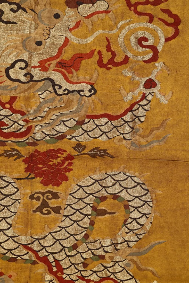 A Qing Dynasty kesi dragon-pattern embroidery piece - 6