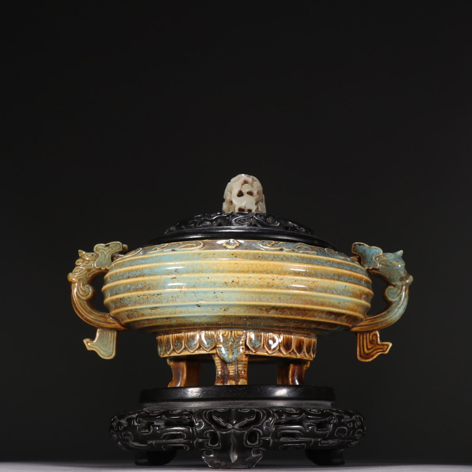 One kiln-shaped glaze beast-ear incense burner: The kiln transformed the glazed beast-ear incense burner into a glazed beast-shaped incense burner SIZE: H:18cm W:20.4cm (The Dimensions Of All Batches Are Manually Measured.If You Need More Detailed