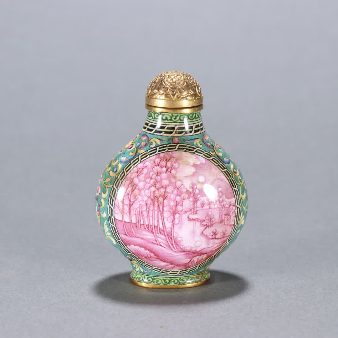 A Qing Dynasty bronze-inlay enamel window snuff bottle featuring landscape landscapes: Qing Dynasty bronze-inlay enamel window snuff bottle featuring landscape landscapes SIZE: H:6cm W:4.3cm W:50.5g (The Dimensions Of All Batches Are Manually Measured.If You Need More Detailed
