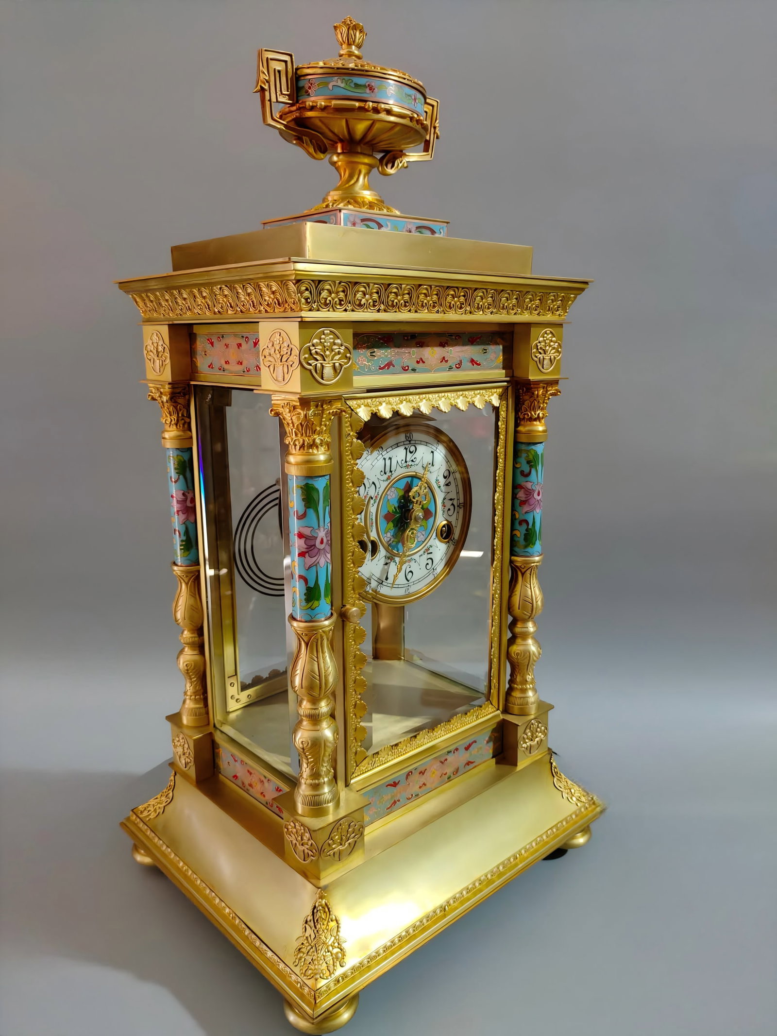 A late Qing dynasty cloisonne mechanical clock - 8
