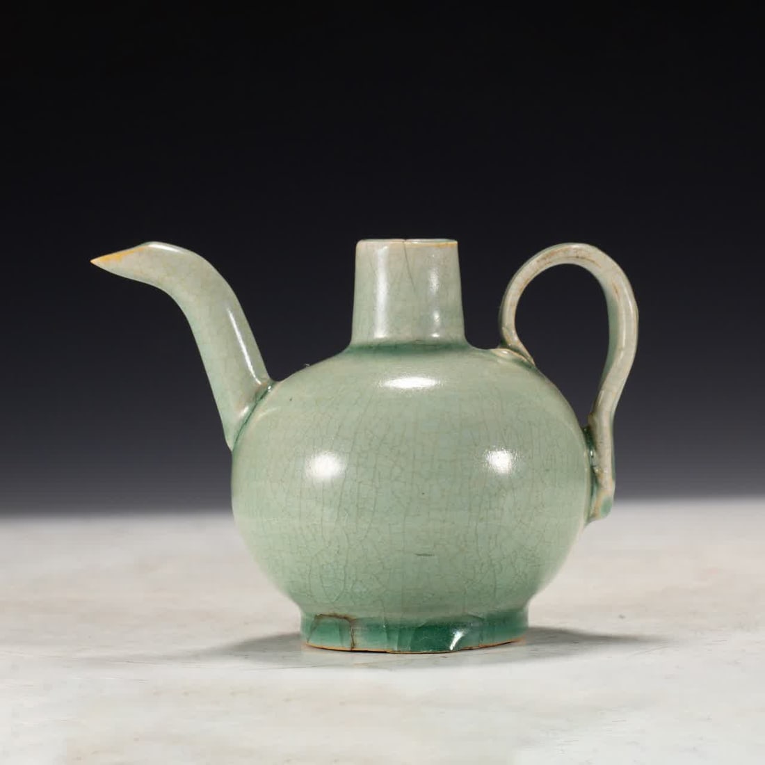 A Song Dynasty celadon teapot (1 of 7)