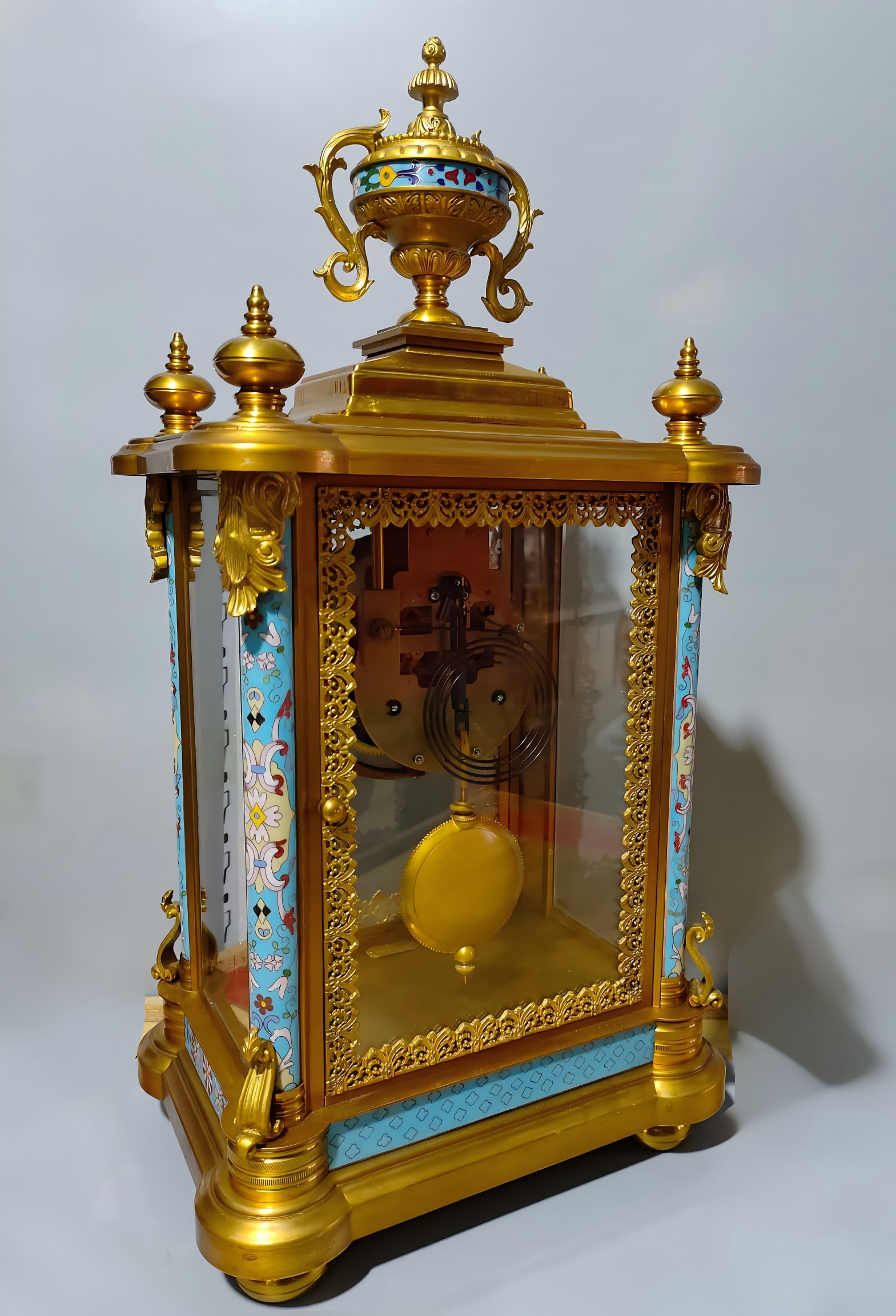 A late Qing cloisonne gilded clock - 4